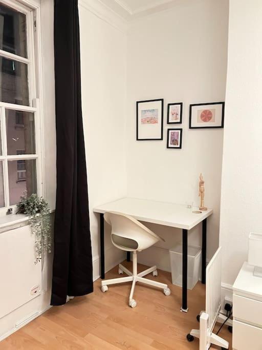 Lovely 2 Bed Flat In Soho! Londen Buitenkant foto