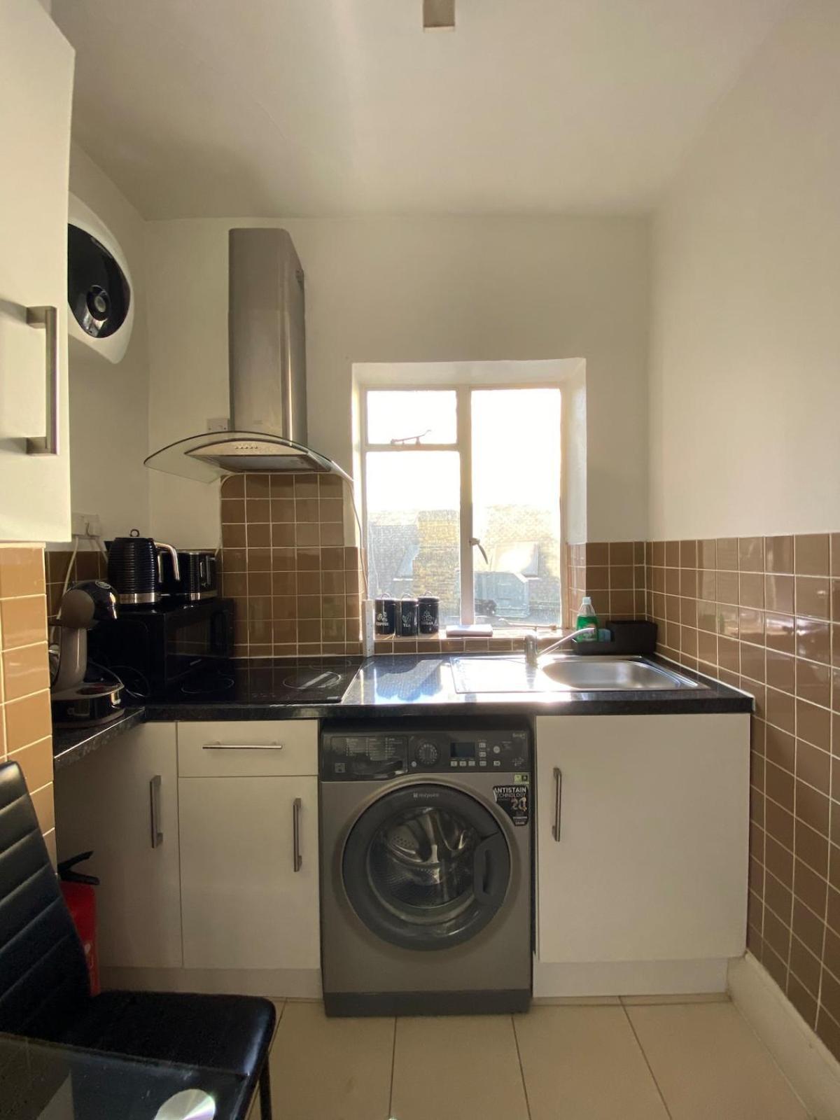 Lovely 2 Bed Flat In Soho! Londen Buitenkant foto