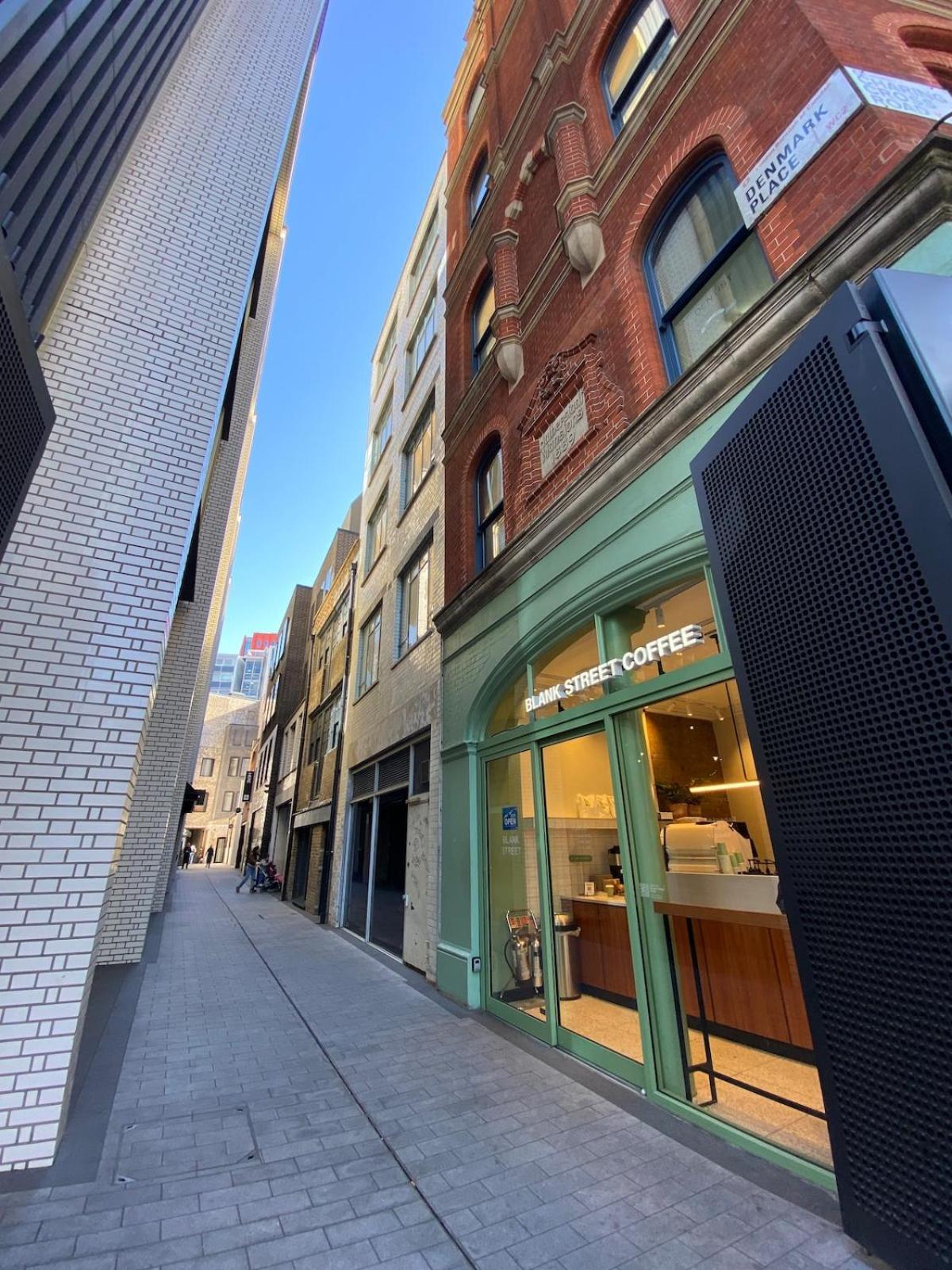 Lovely 2 Bed Flat In Soho! Londen Buitenkant foto